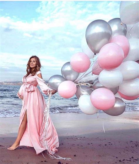 20 Maternity Photo Props: Accessories for Pregnancy Photoshoot